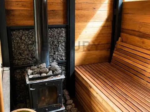 Casa 4 ambientes con 2 baños