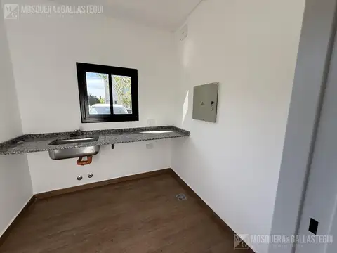 Casa en Venta en Pilar del Este - San Ramón, USD 185.000