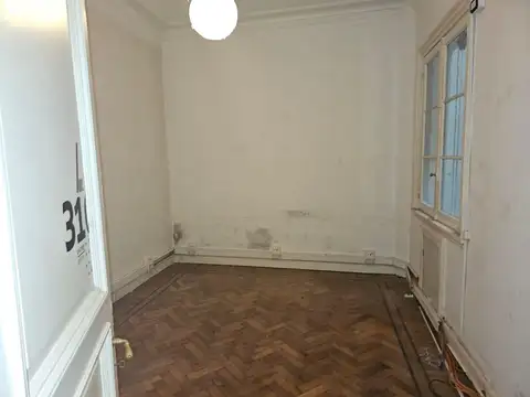Oficina en Alquiler en Barrio Norte, USD 1.050