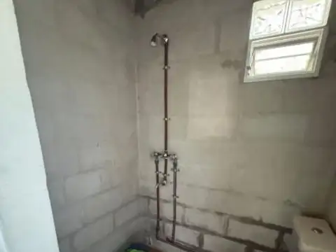 Terreno con monoambiente en venta - Los Jilgueros, San Luis
