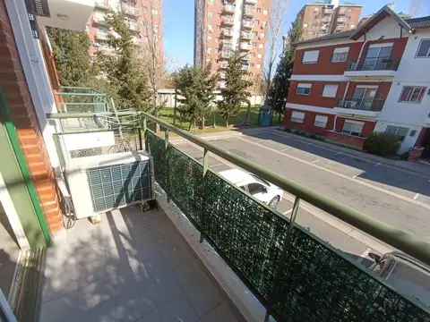 Departamento en Venta en Ezpeleta Este, USD 65.000