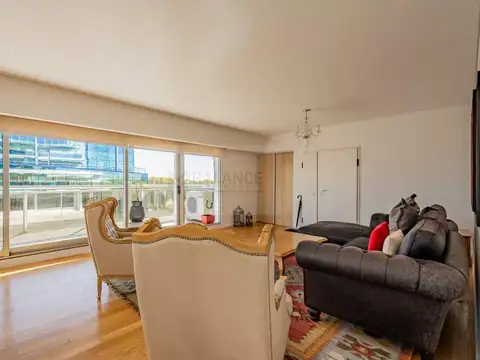 Departamento 4 ambientes con 3 baños