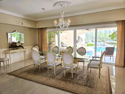 Casa en Venta de 4 dormitorios