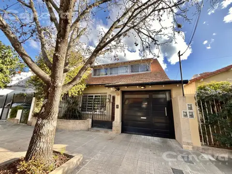 Espectacular Casa en Martínez | 4 Dorm (2 en Suite), Playroom con Cine, Gimnasio y Jardín con pileta