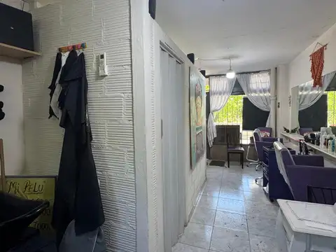 Local en Venta Via Púb.