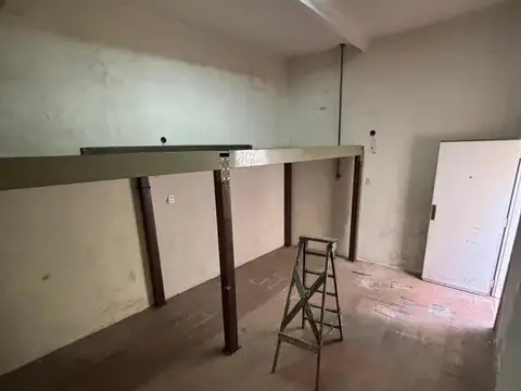 Hipolito Yrigoyen al 7018