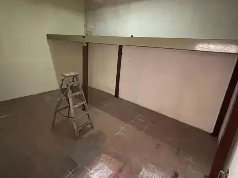 Local en Alquiler en Banfield, $ 700.000