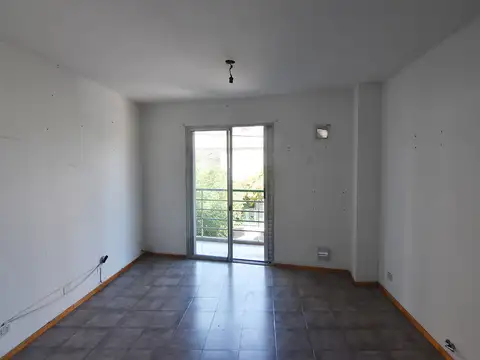 Cochabamba 500 - Un dormitorio con Balcón