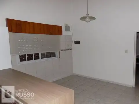 Depto Tipo Casa en Venta con 2 cocheras