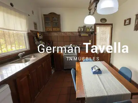 Venta casa 5 Amb Villa Udaondo, Ituzaingo