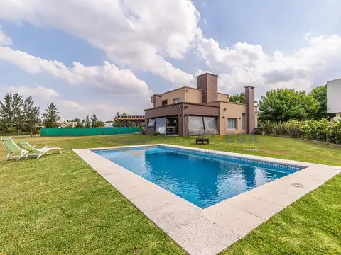 Casa en venta en Country Terravista General Rodriguez