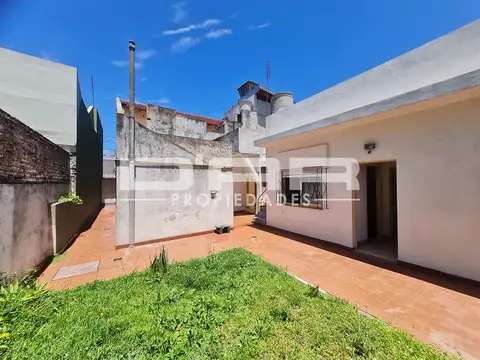 PH 3 AMBIENTES CON FONDO Y TERRAZA + APTO CRÉDITO!  SIN EXPENSAS 