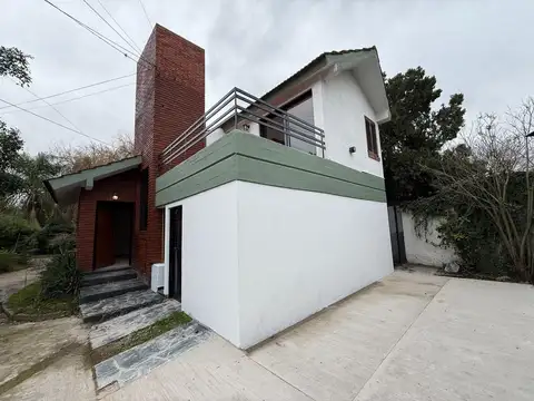 Casa en Venta con 1 cochera