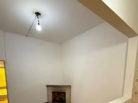 Depto Tipo Casa en Alquiler de 3 ambientes