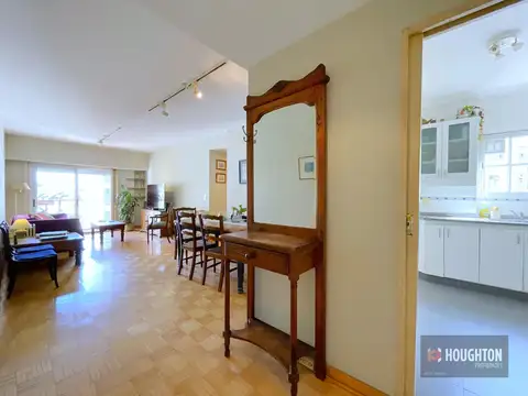 Departamento en VENTA 4 ambientes más escritorio en Balvanera