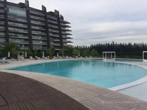 Departamento en venta 4 ambientes en Yoo torre 1 Nordelta con balcón doble