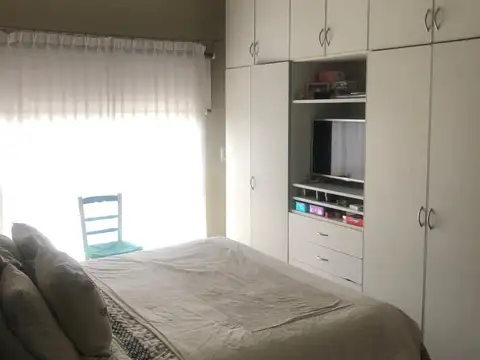 Casa 4 ambientes con 4 baños
