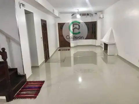 Casa en Alquiler de 3 dormitorios