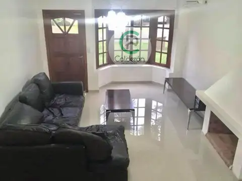 Casa 4 ambientes con 3 baños
