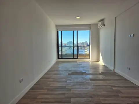 Departamento en Alquiler en Coghlan, $ 750.000