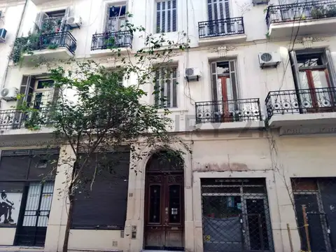Venta Departamento 5 Ambientes en Balvanera