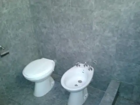 2 CASAS 70M2 C/U CON GALPON 100M2 VILLA BOSCH