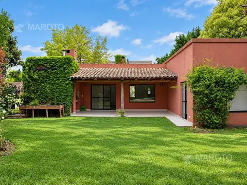 CASA EN VENTA EN BARRIO PRIVADO SAN LUCAS - MAROTO PROPIEDADES