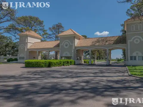 Terreno en Venta en Los Pinares Country Club, USD 80.093