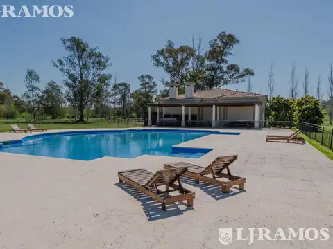 Terreno en Venta de 1636,0 m2
