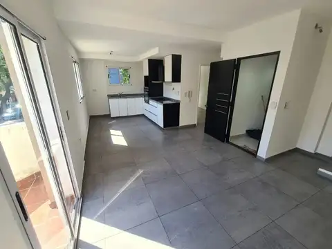 Burela 3100, Piso 1