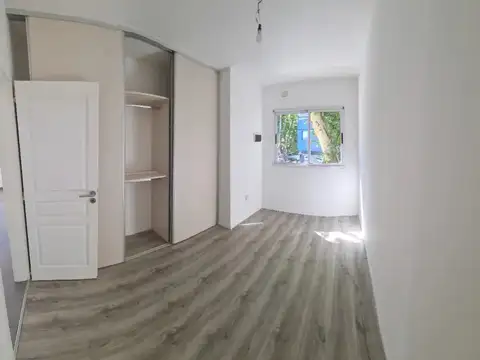 Depto Tipo Casa 3 ambientes con 2 baños