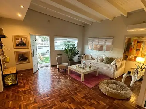 CASA COLINAS DEL CERRO DOS DORMITORIOS CORDOBA