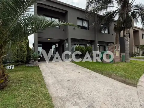 Casa 5 ambientes con 3 baños