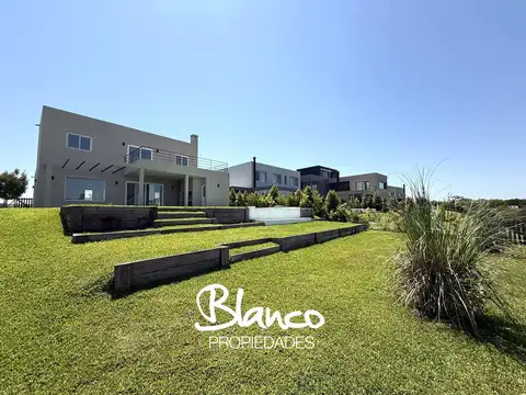 Puertos del Lago - Costas -