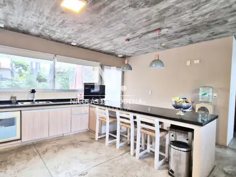 Casa Minimalista en San Rafael, 3 dormitorios + dependencia con lavadero