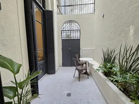 Depto Tipo Casa 2 ambientes con 1 baño