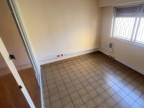 Depto Tipo Casa en Alquiler 40 años