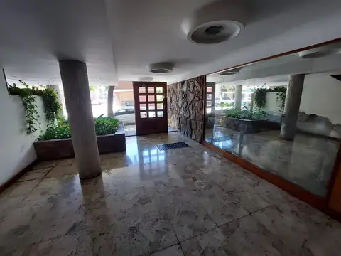 Departamento en Venta en Cid Campeador, USD 140.000