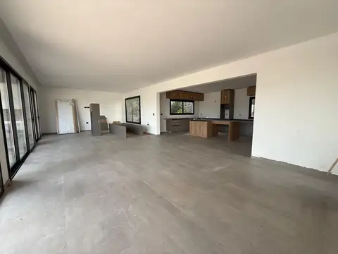 Casa en La Cuesta - Av. Ejercito Argentino al 300