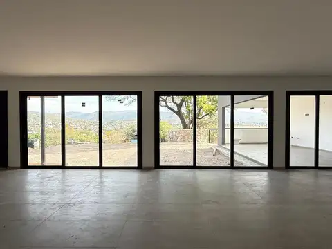 ¡Vena! Hermosa casa a estrenar La Cuesta - 3 dormitorios ¡Con Vistas Increíbles!