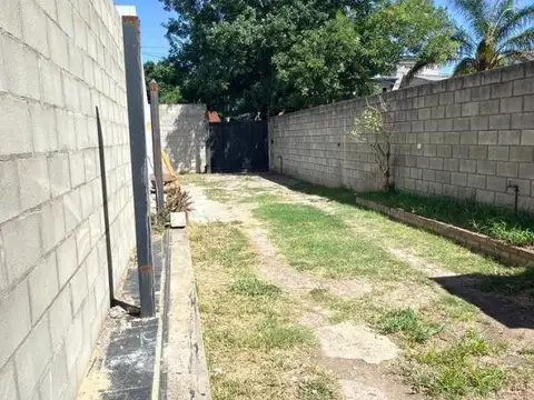 Casa en Venta con 5 cocheras