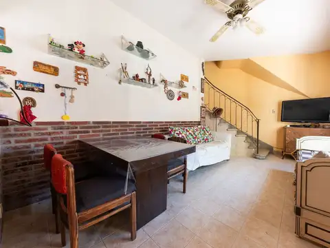 Depto Tipo Casa en Venta de 3 dormitorios