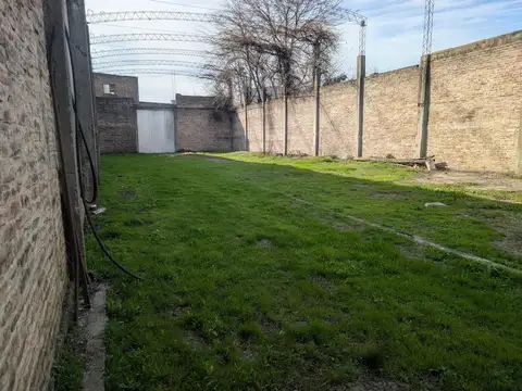 Terreno en Alquiler 12  mts Frente