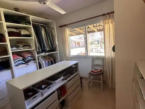 Casa en Venta con 8 cocheras