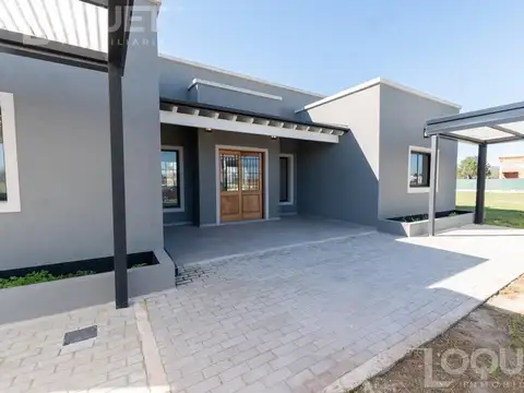 Casa en Venta en Santo Tome, USD 300.000