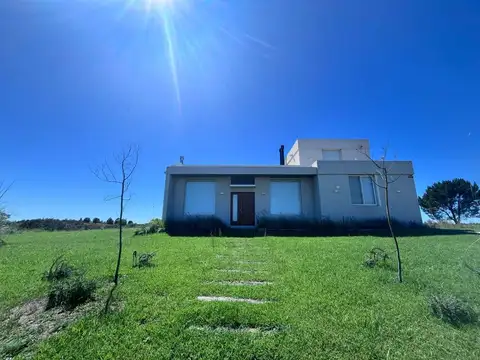 VENTA CASA 4 AMBIENTES  CHACRA MARITIMA EL SALVAJE