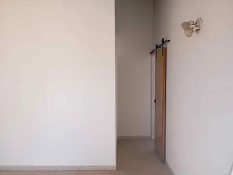 VENTA PH 2 AMBIENTES CON PATIO - LANÚS ESTE