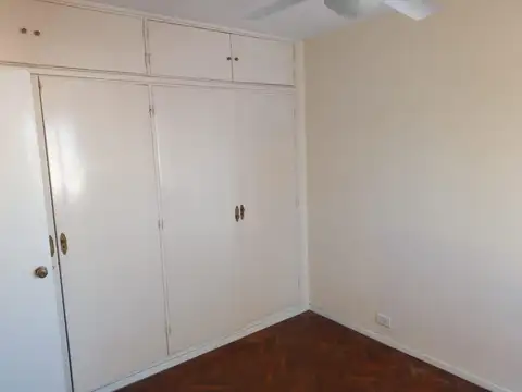 Departamento en Alquiler en Primera Junta, $ 500.000