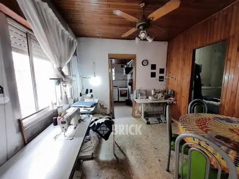 Casa 3 ambientes con 1 baño