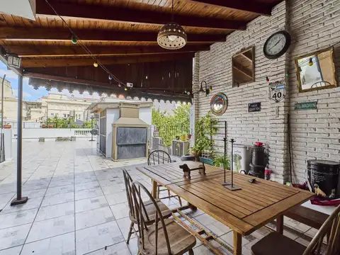 VENTA PH 4 ambientes con quincho y terraza propia en Balvanera